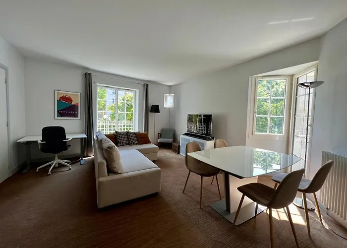 아파트 Spacious & Modern Flat Close To Parc Monceau